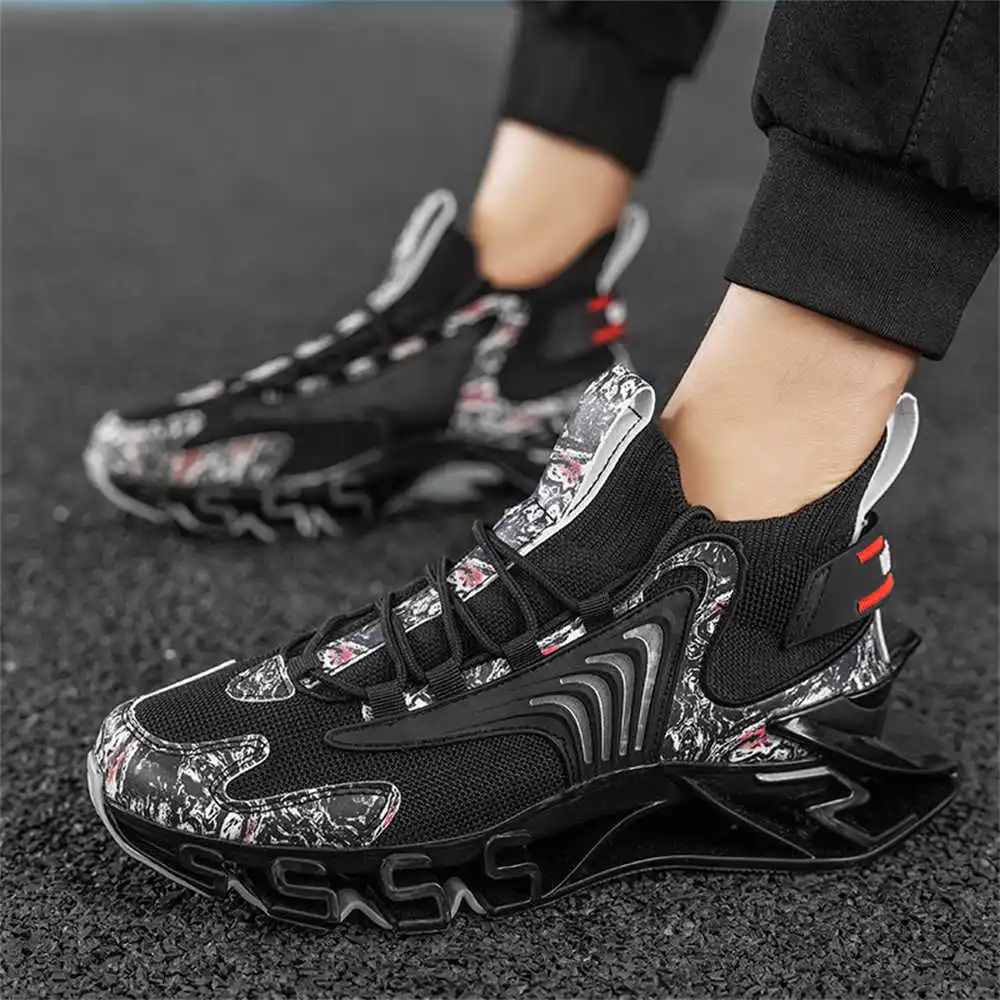 Niebieskie długie różowe buty  – Street Fashion Walk recenzja i cena